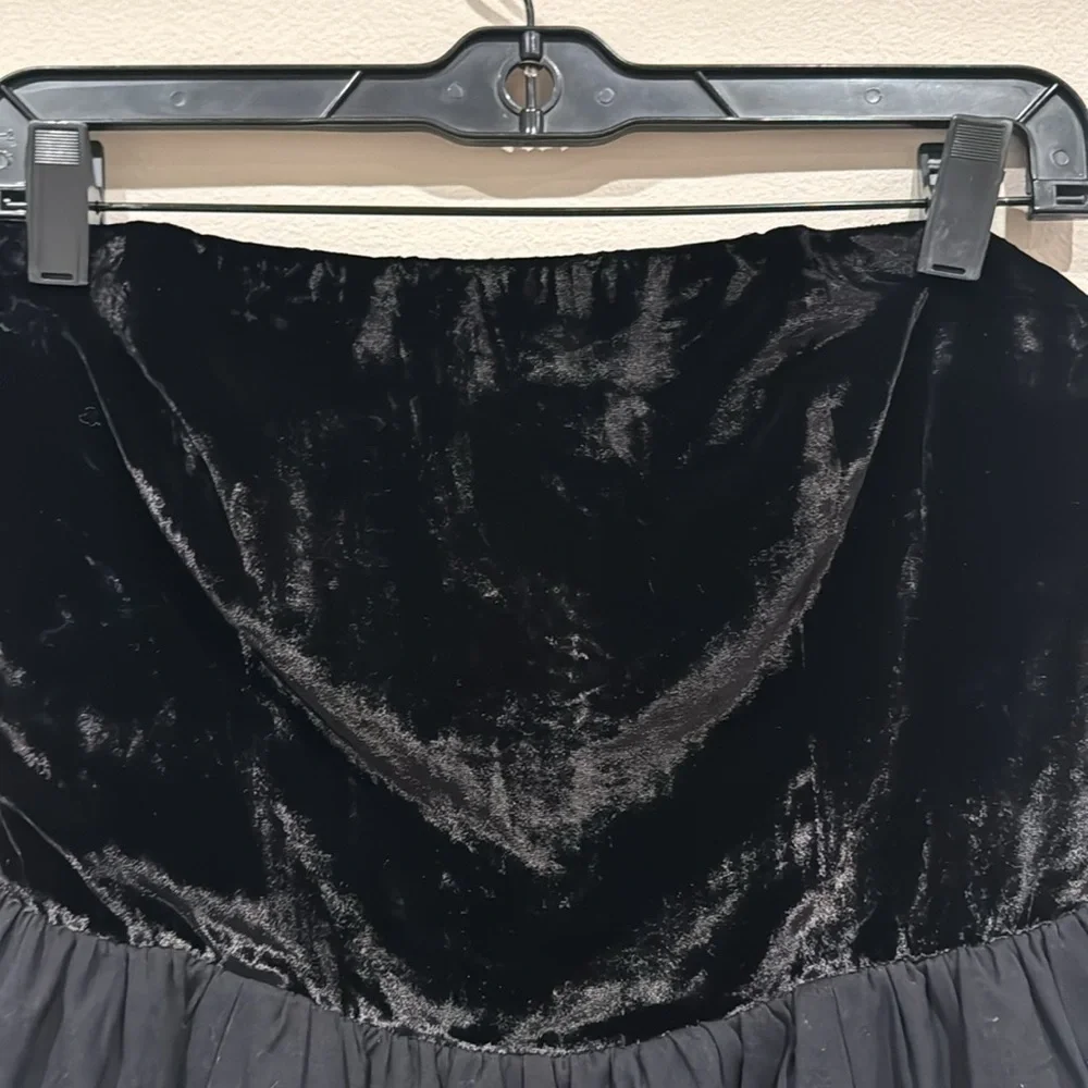 NWT reformation St. Louis Velvet Dress size 6 strapless holiday - Picture 5 of 8